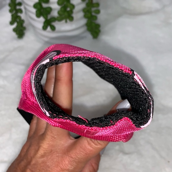 NWT Funimation Adjustable Designer Dog Muzzle — Pink - Picture 9 of 10